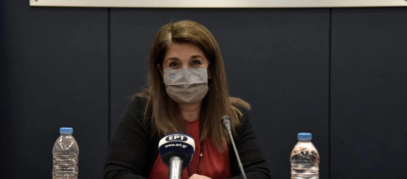 «Προειδοποιήσεις» από Β.Παπαευαγγέλου: «Παρά τα εμβόλια θέλουμε μήνες για ανοσία»